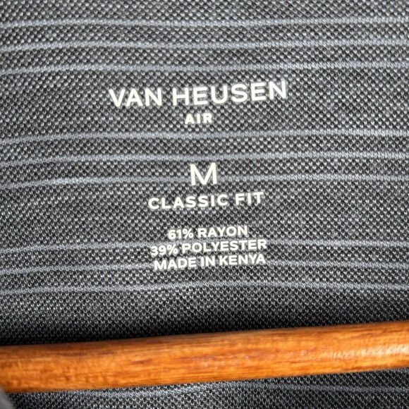 NEW NWT Van Heusen Polo Shirt Medium  AIR Cooling Classic Fit Black Micro Stripe - Picture 3 of 7